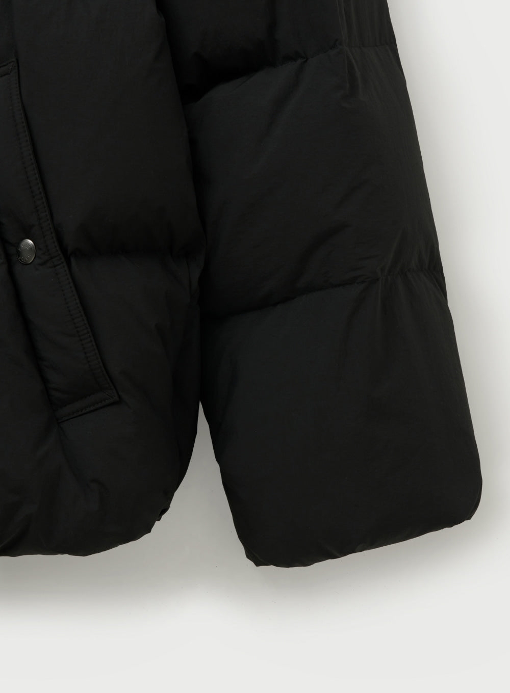 (M) Essentials Puffer Down