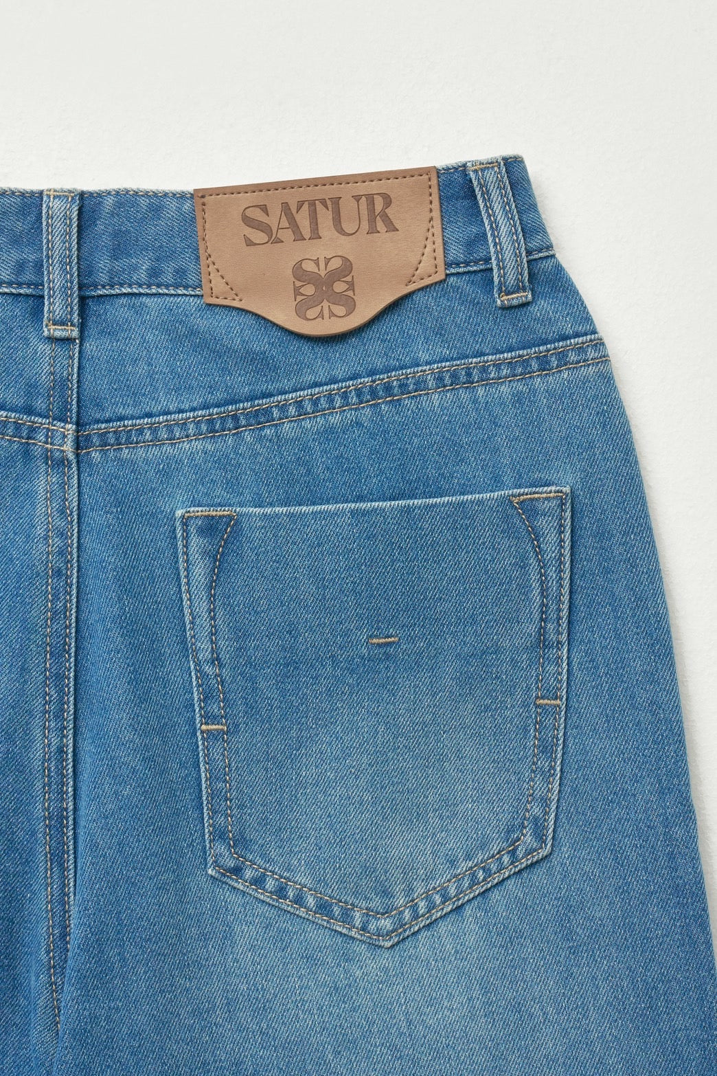(W) Linen Relaxed Denim Pants