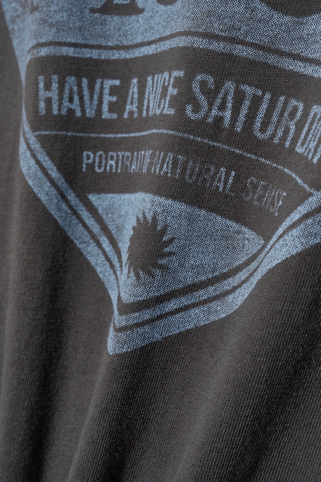 (M) Saturday Retro Mood Graphic T-shirts