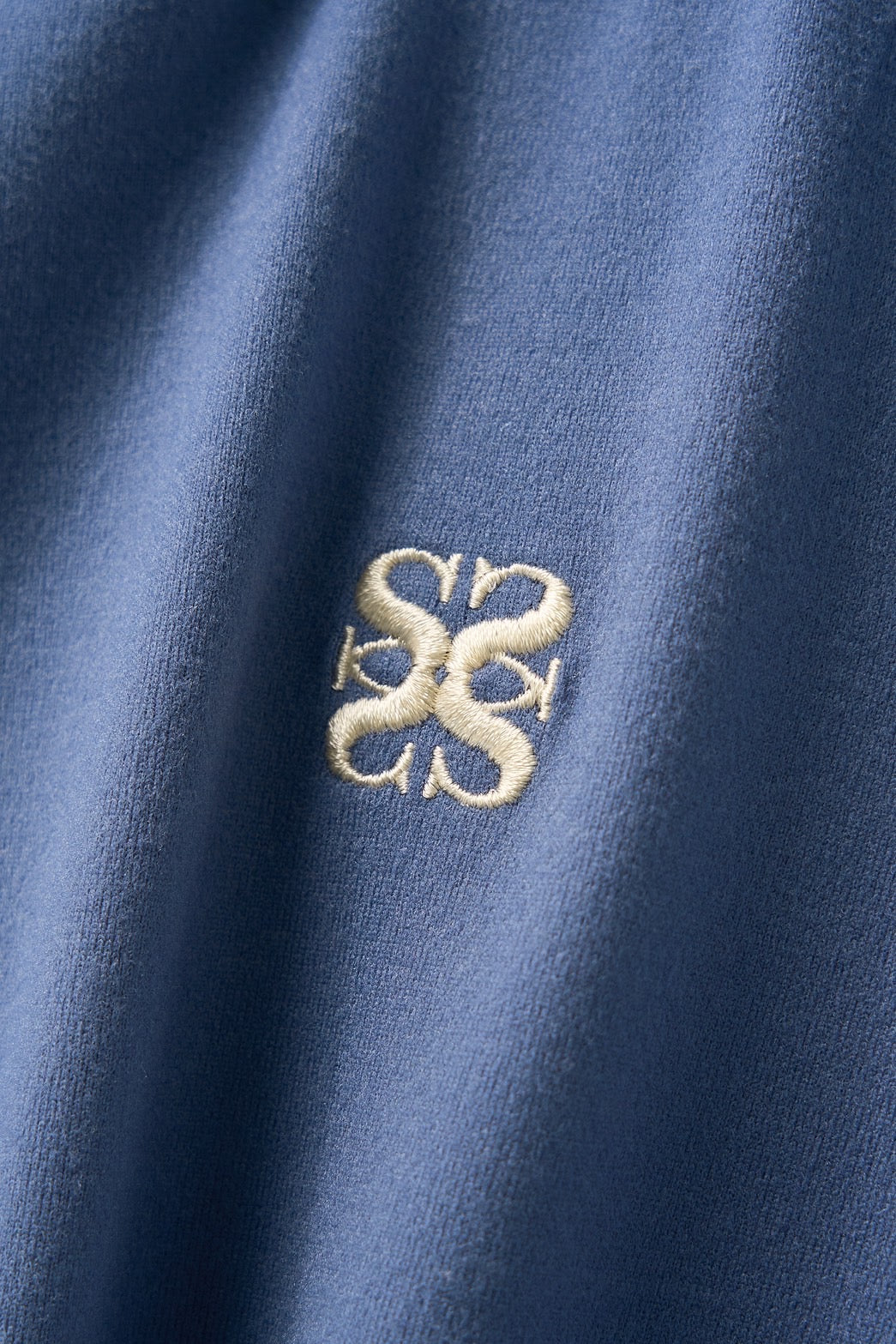 (W) Essential Basic Logo T-shirt
