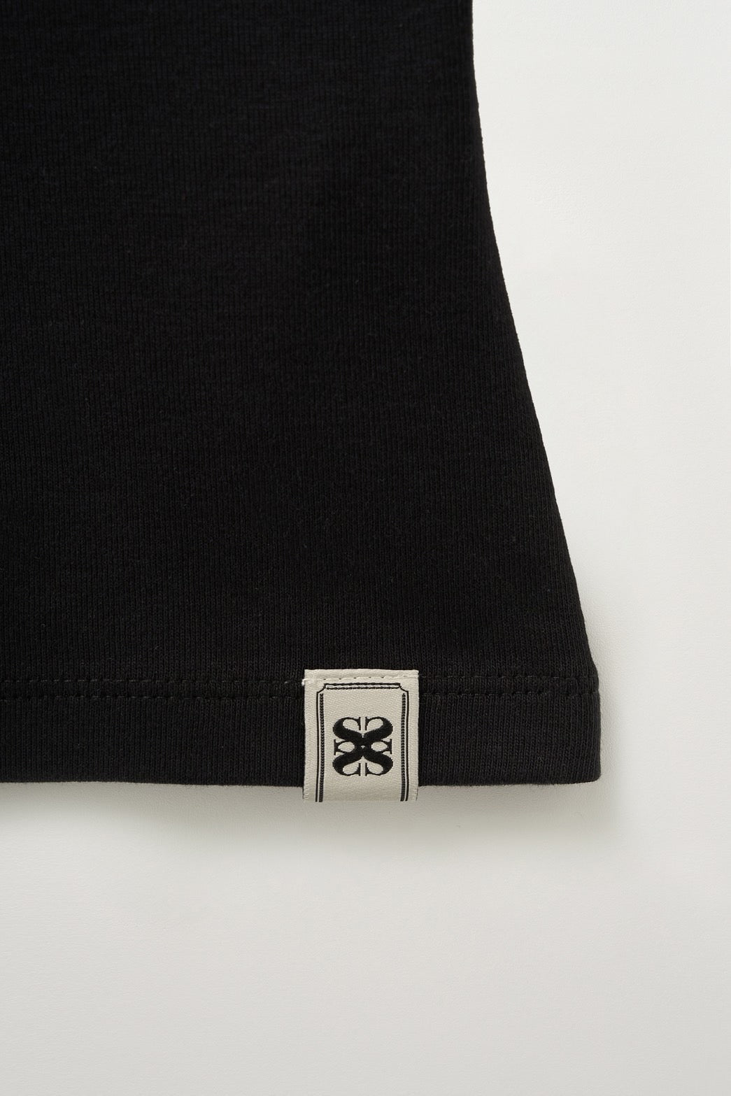 (W) Citron Crop Slim Fit T-shirts