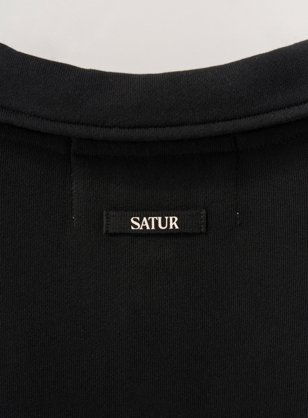 (U) Rope Logo Loose Fit Collar Sweatshirt