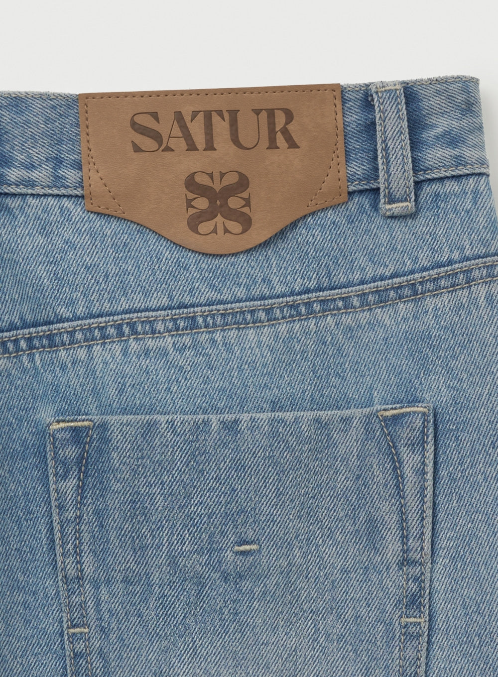M) Semi Loose Boots Cut Washed Denim Pants