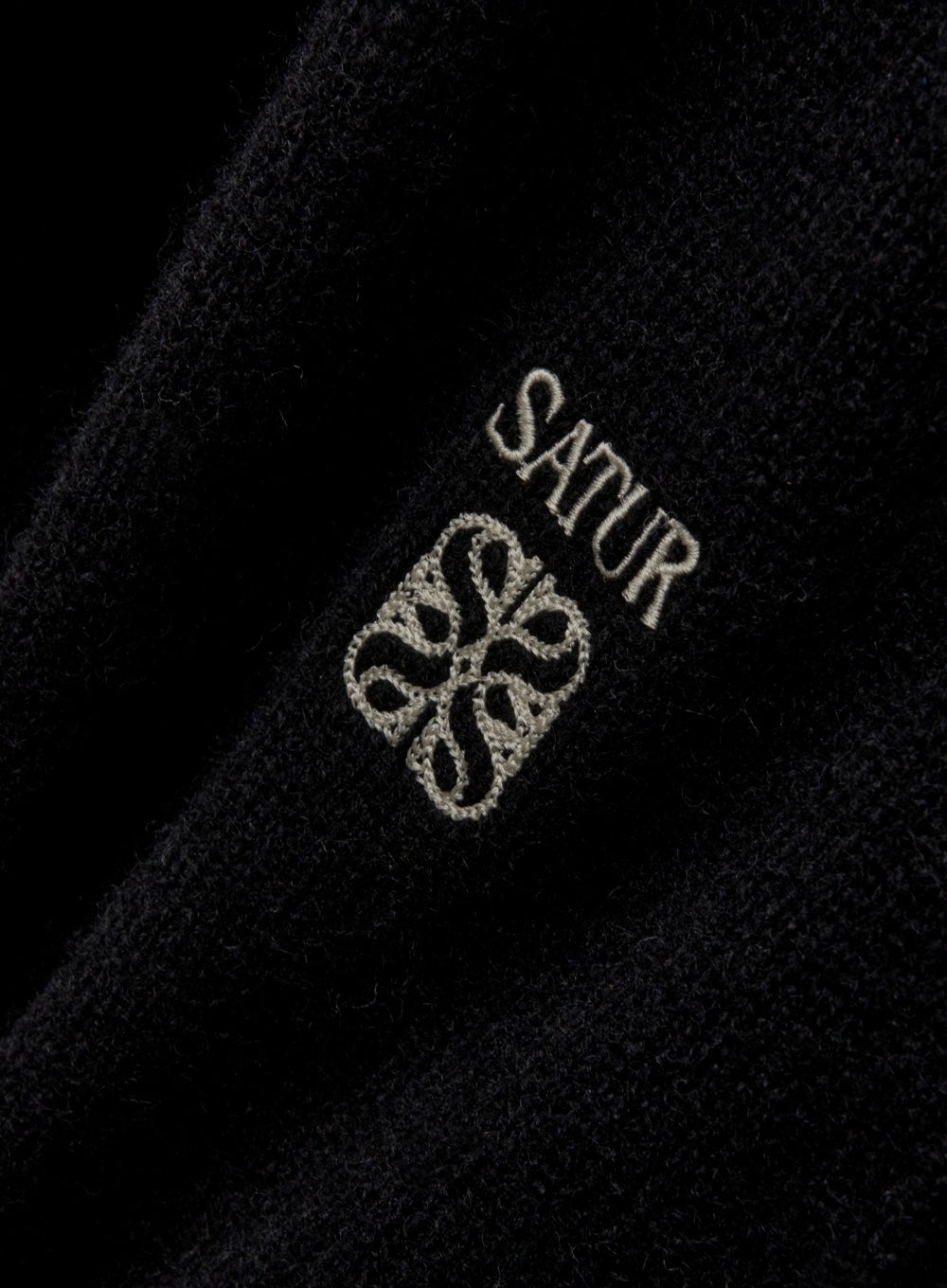 (U) Satur X Lacoste Essen Knit Cardigan
