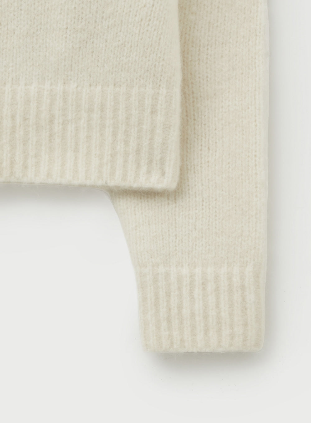 (W) Essen Two-Tone Mohair Pullover Knit