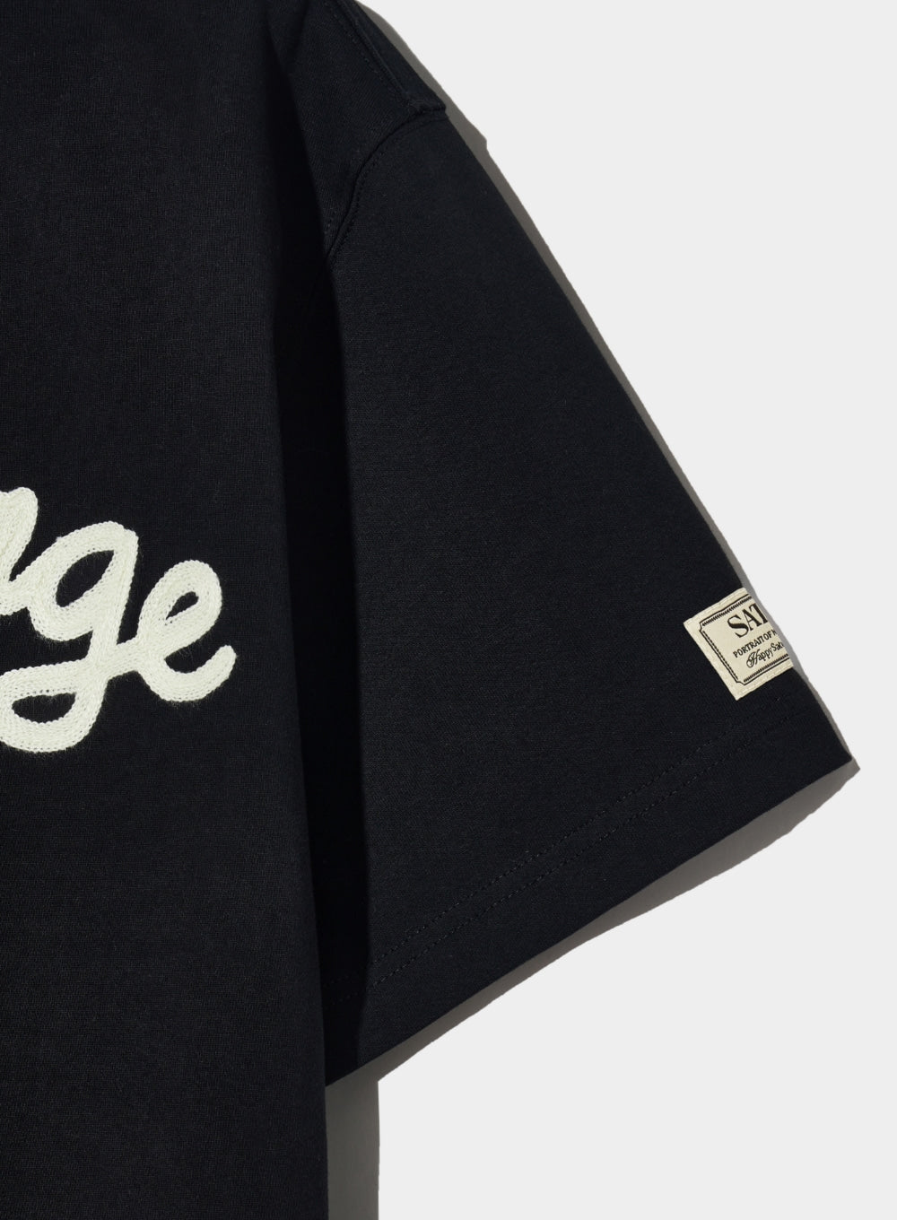 (M) Satur Logo Voyage T-shirts