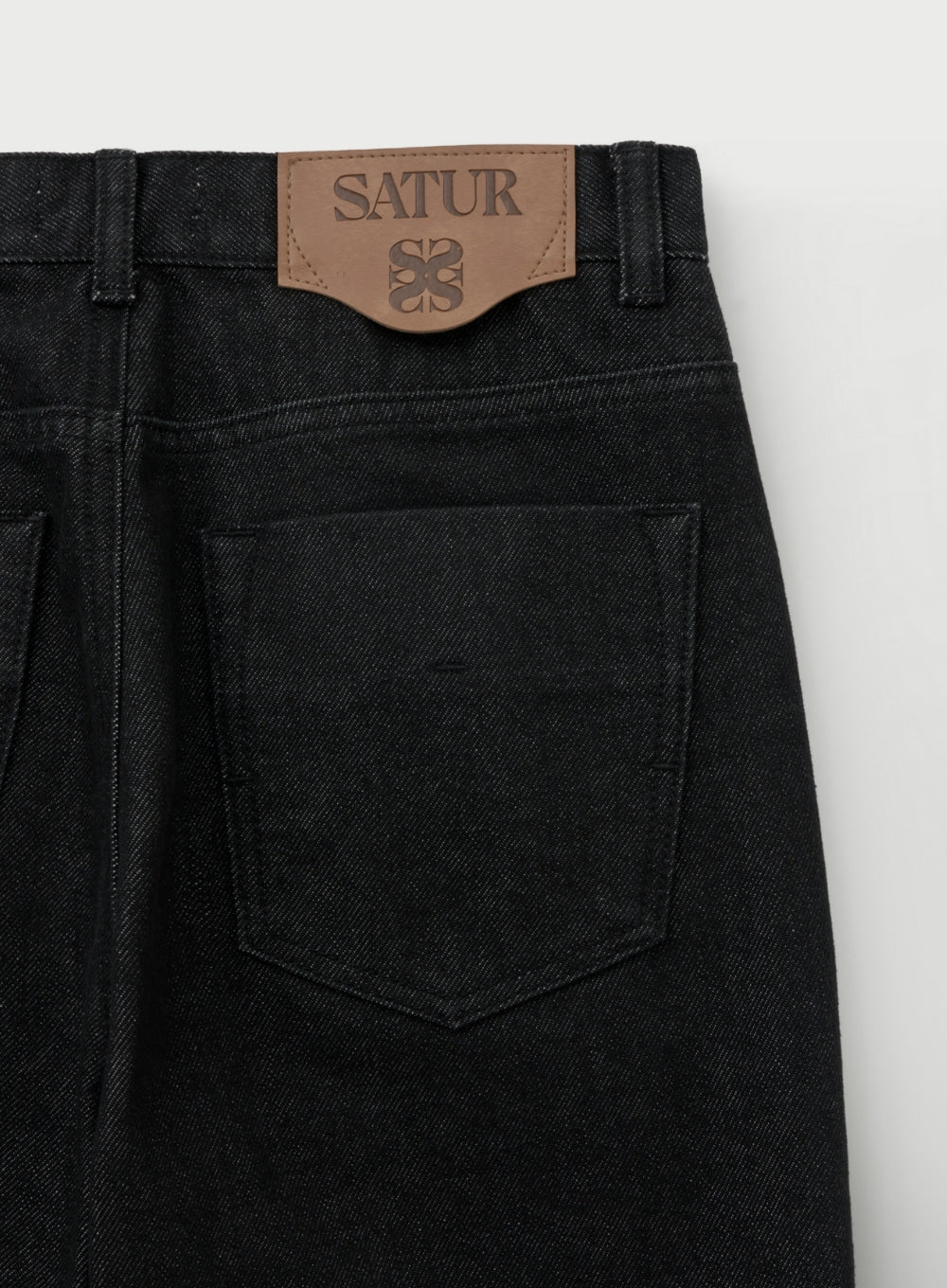 (W) Semi Loose Boots Cut Denim Pants