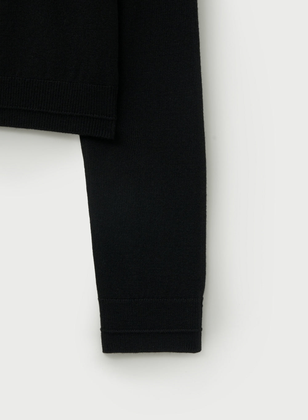 (W) Basic Crew Neck Fine Cardigan